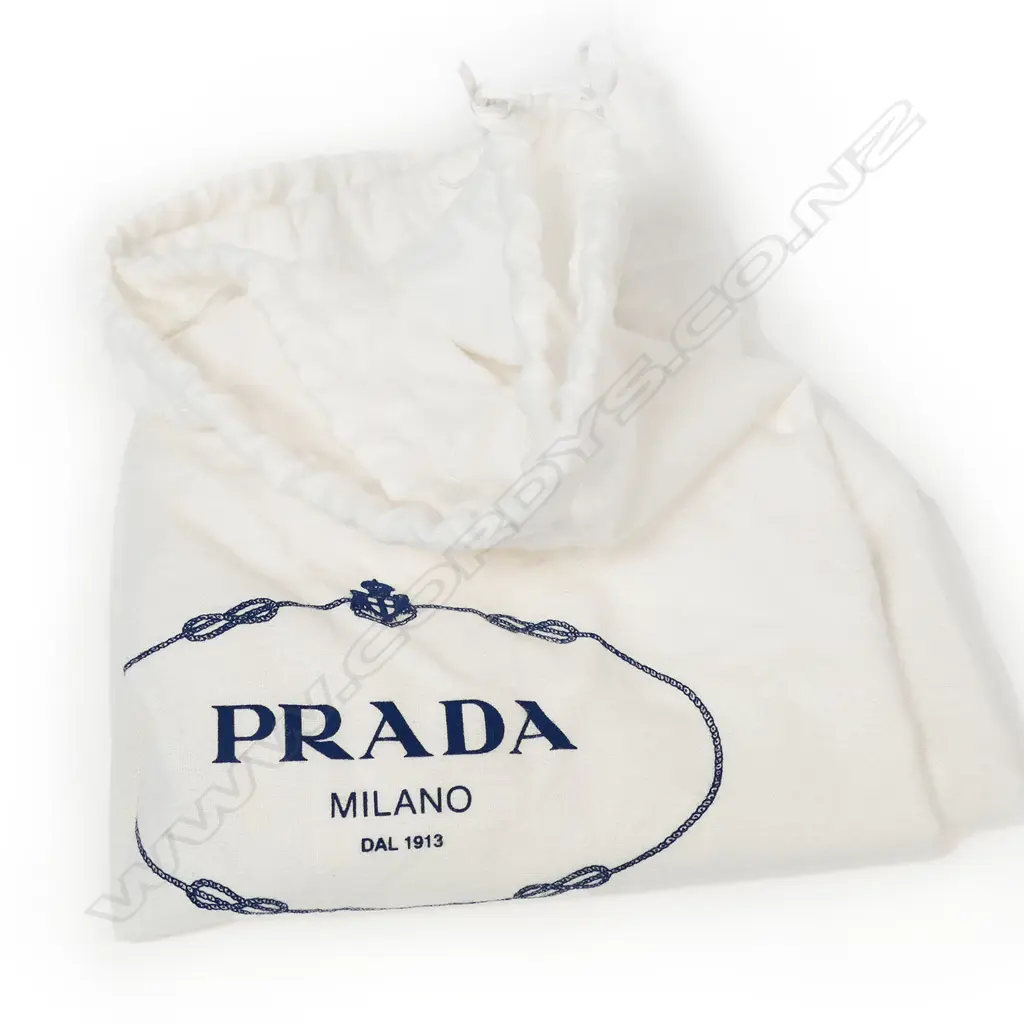Prada black nylon Tessuto shoulder bag, Image 1++