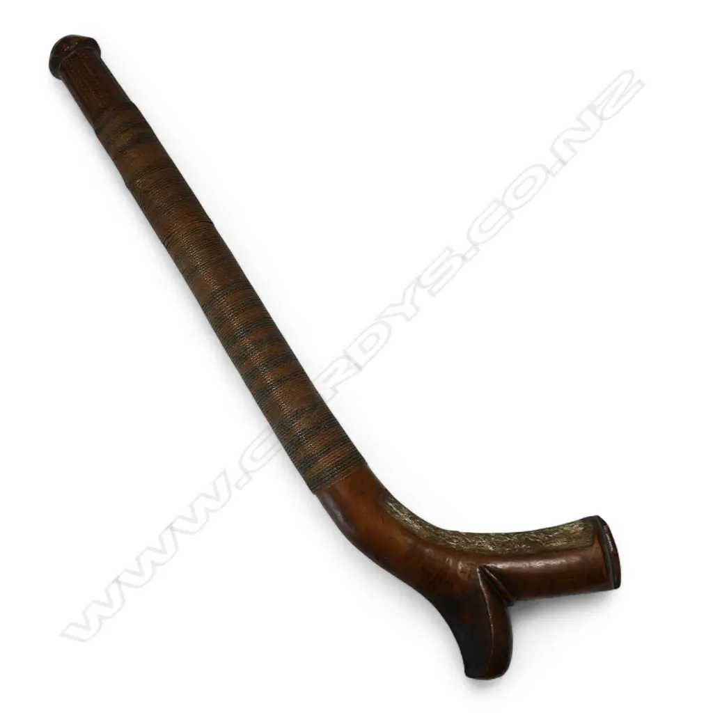 A 19thC Fijian kiakavo long hardwood club, Image 1++