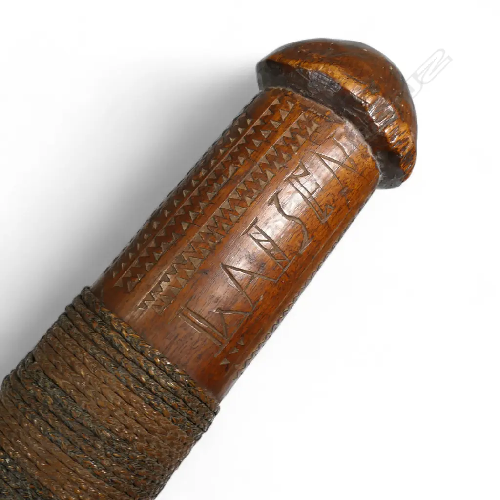 A 19thC Fijian kiakavo long hardwood club, Image 1++