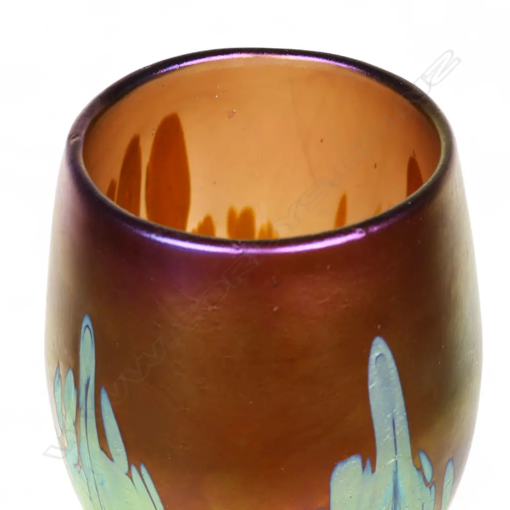 Loetz iridescent glass vase c.1900, Image 1++