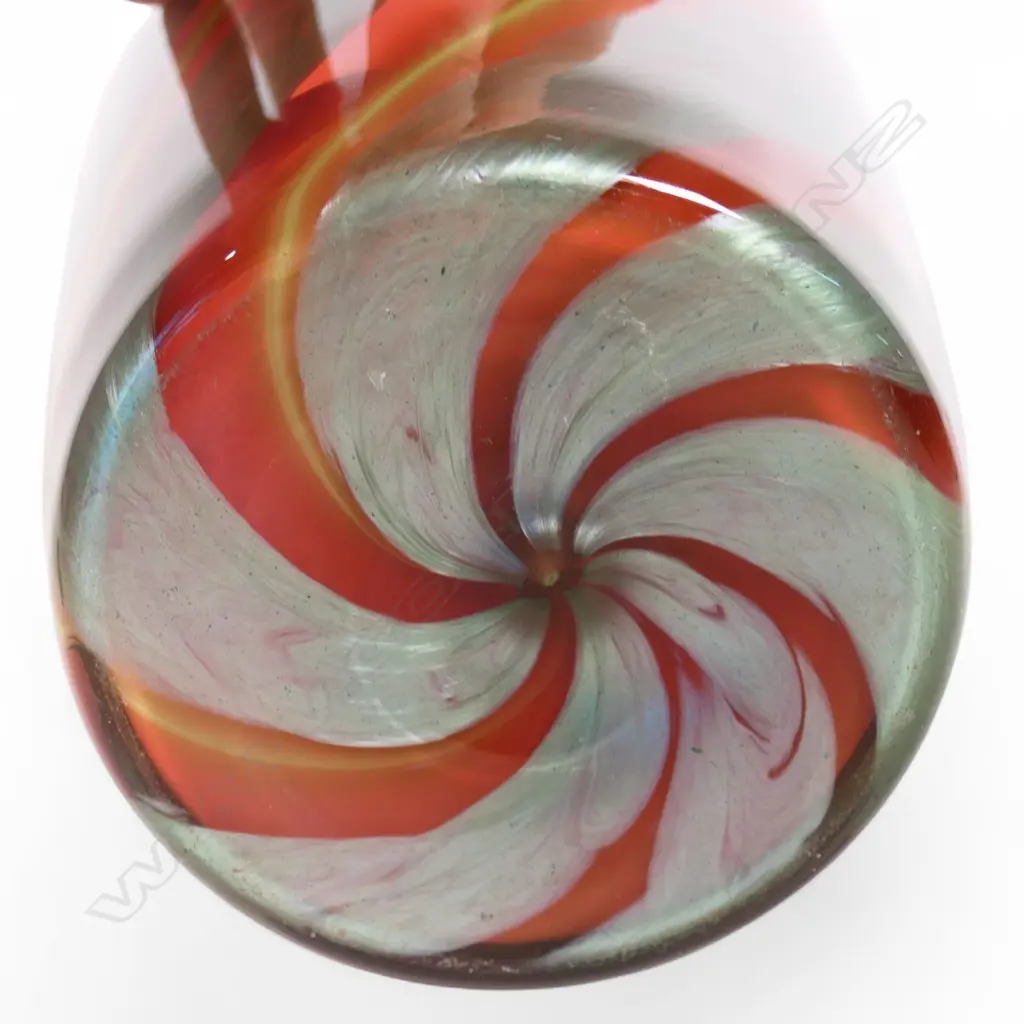 Johann Loetz Titania iridescent glass vase by Leopold Bauer, Image 1++