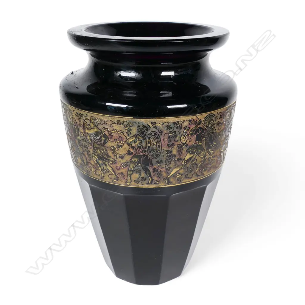 A signed Moser Karlsbad Czech amethyst glass vase, Image 1++