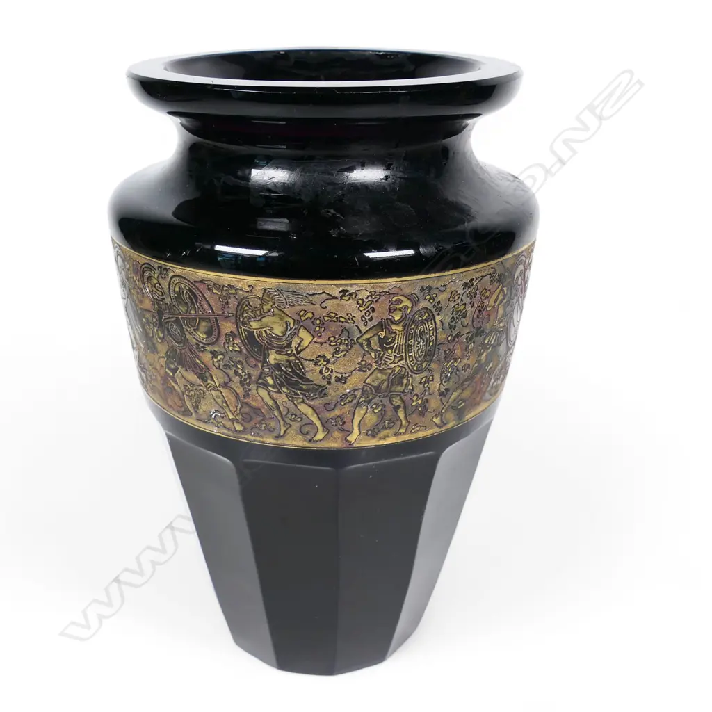 A signed Moser Karlsbad Czech amethyst glass vase, Image 1++