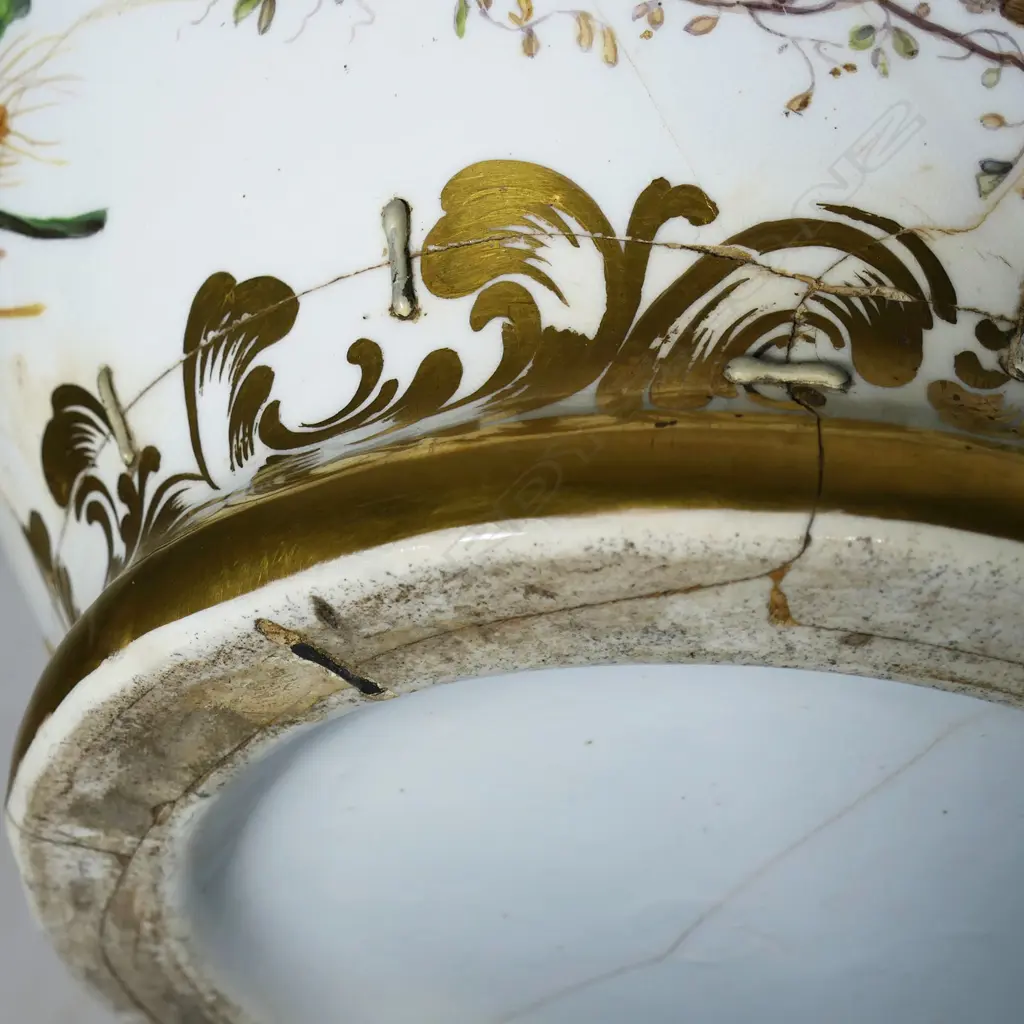 An early Victorian c.1840 monumental Coalport Porcelain Factory soft-paste jug, Image 1++
