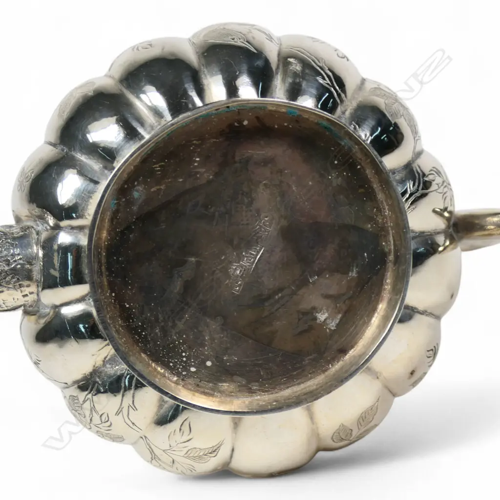 A small Chinese silver hot water pot, Image 1++