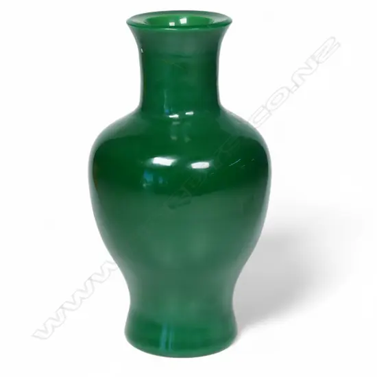 A Chinese Peking glass vase,
