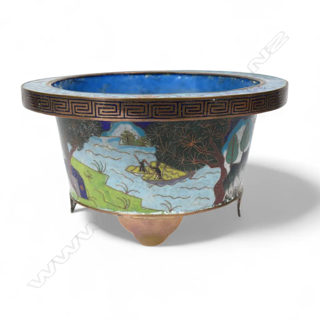 A Chinese cloisonne table jardiniere, Image 1++