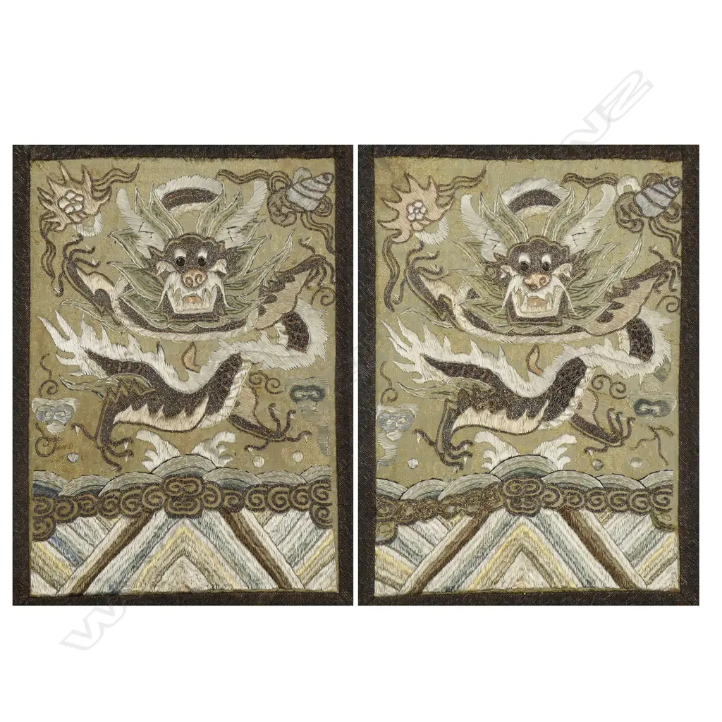 A pair of 19thC Chinese embroidered silk panels, Image 1++