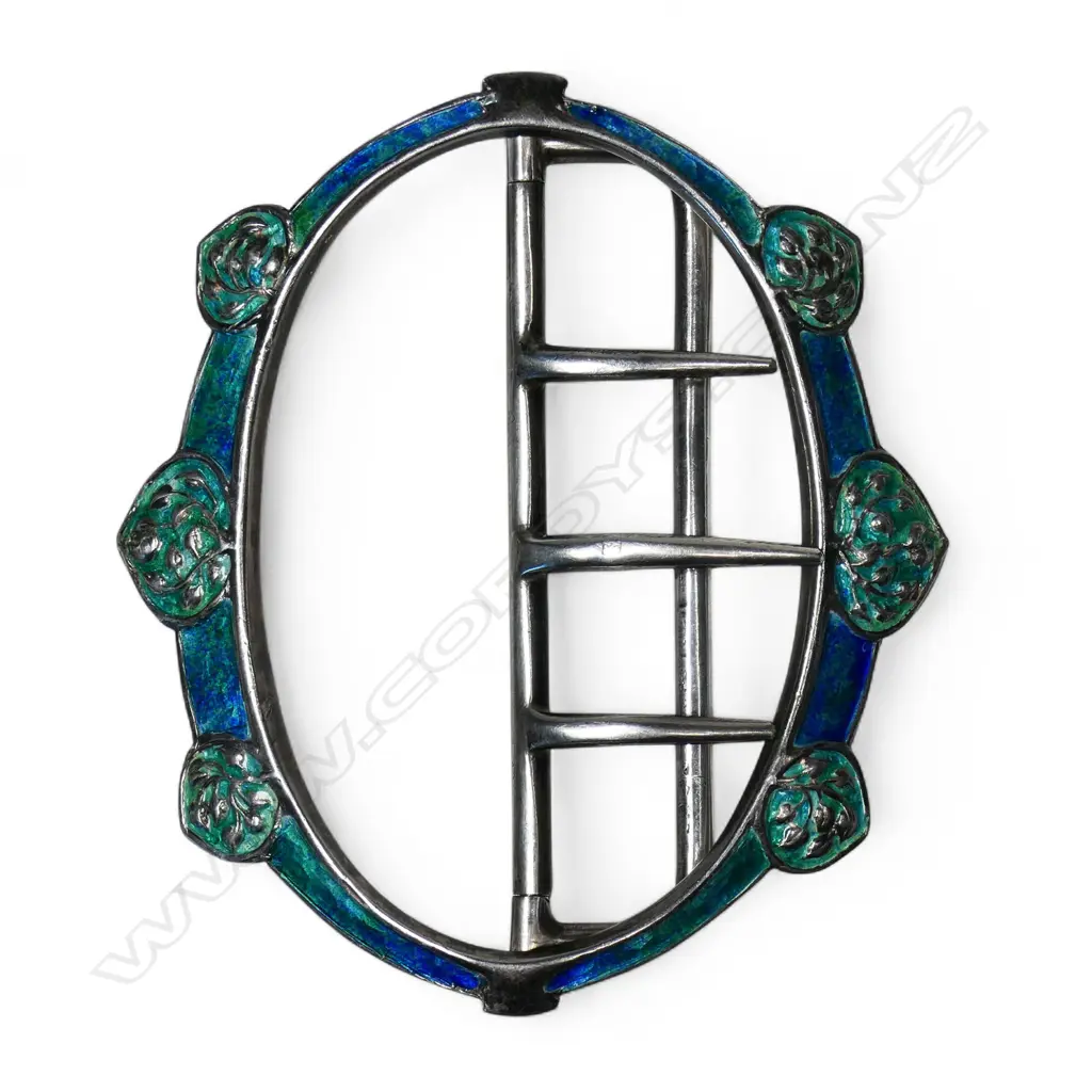 An Edwardian enamel and silver buckle, Image 1++
