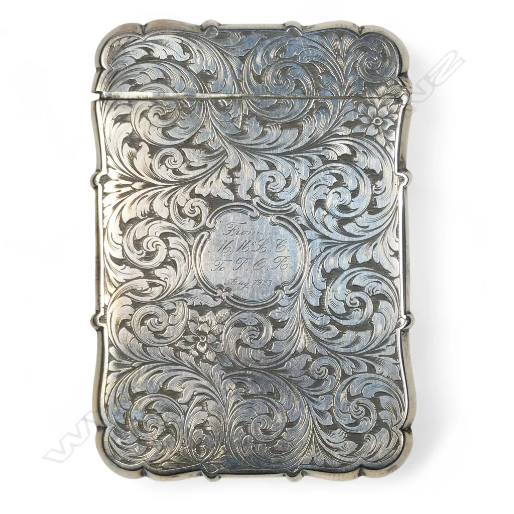 A Victorian silver card case, Image 1++
