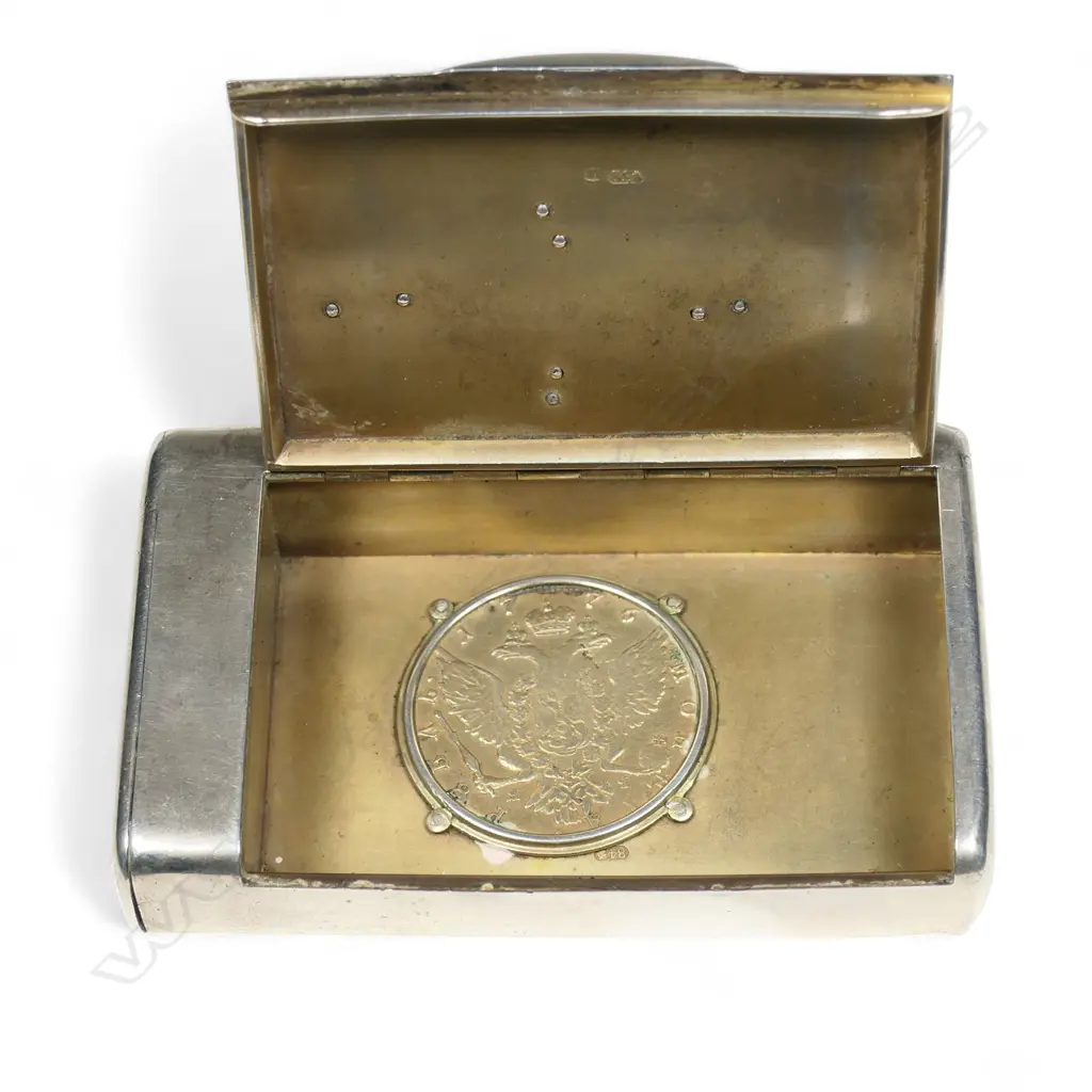 An old Russian silver tobacco or cigarette box, Image 1++