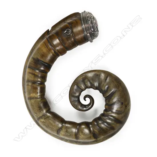 An exceptional Victorian Scottish silver and agate mounted very large snuff mull,