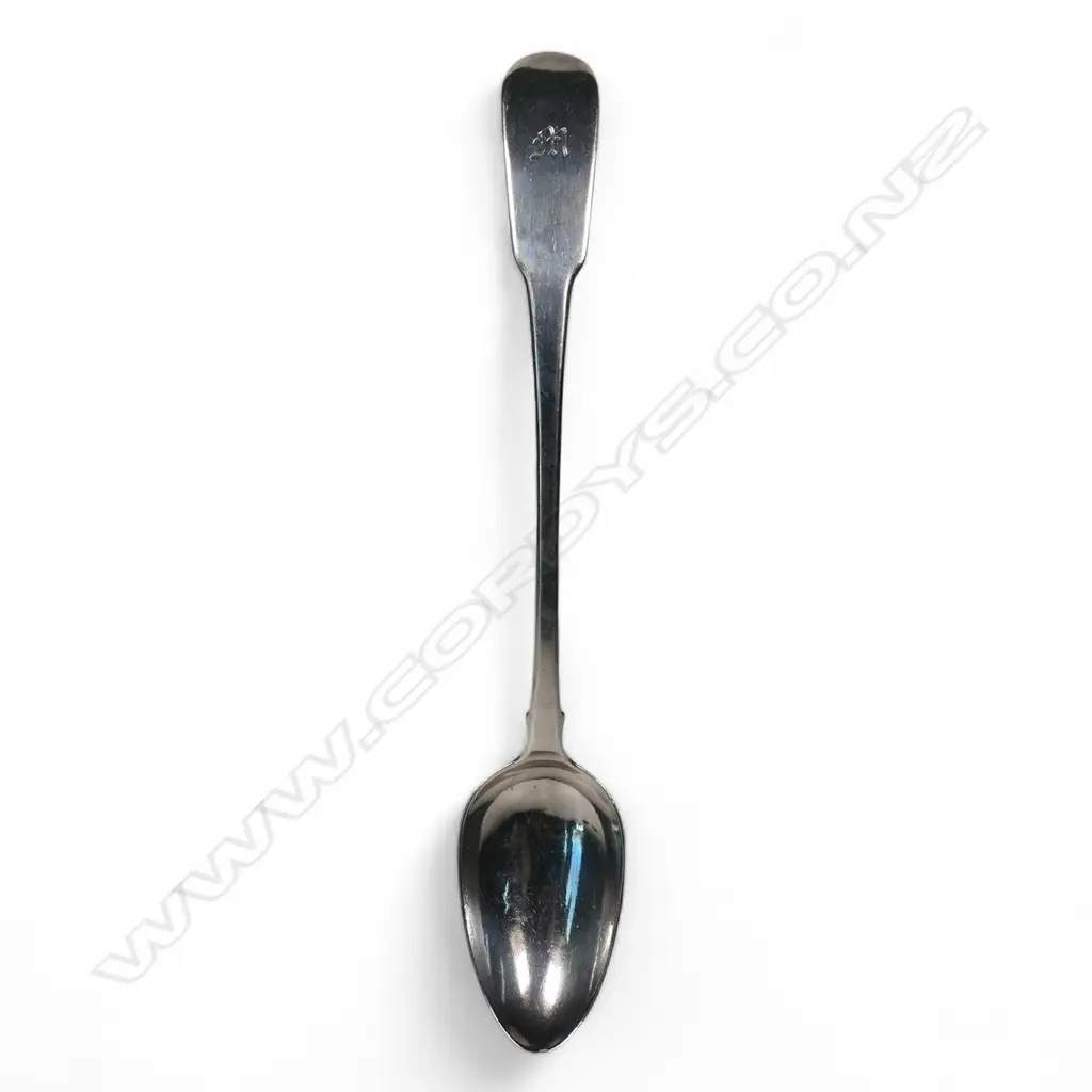 A George III silver fiddle pattern pie spoon, Image 1++