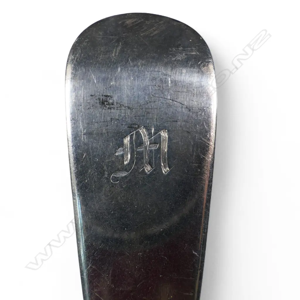 A George III silver fiddle pattern pie spoon, Image 1++