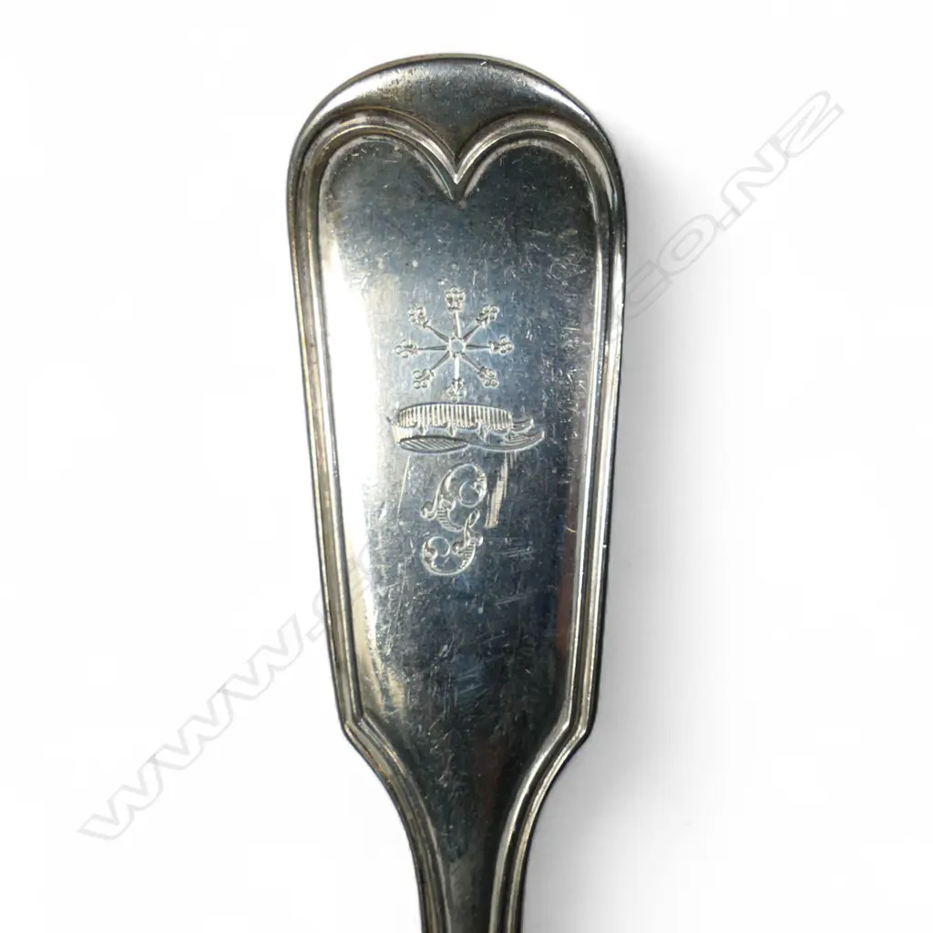 Four Victorian silver dinner forks, Image 1++