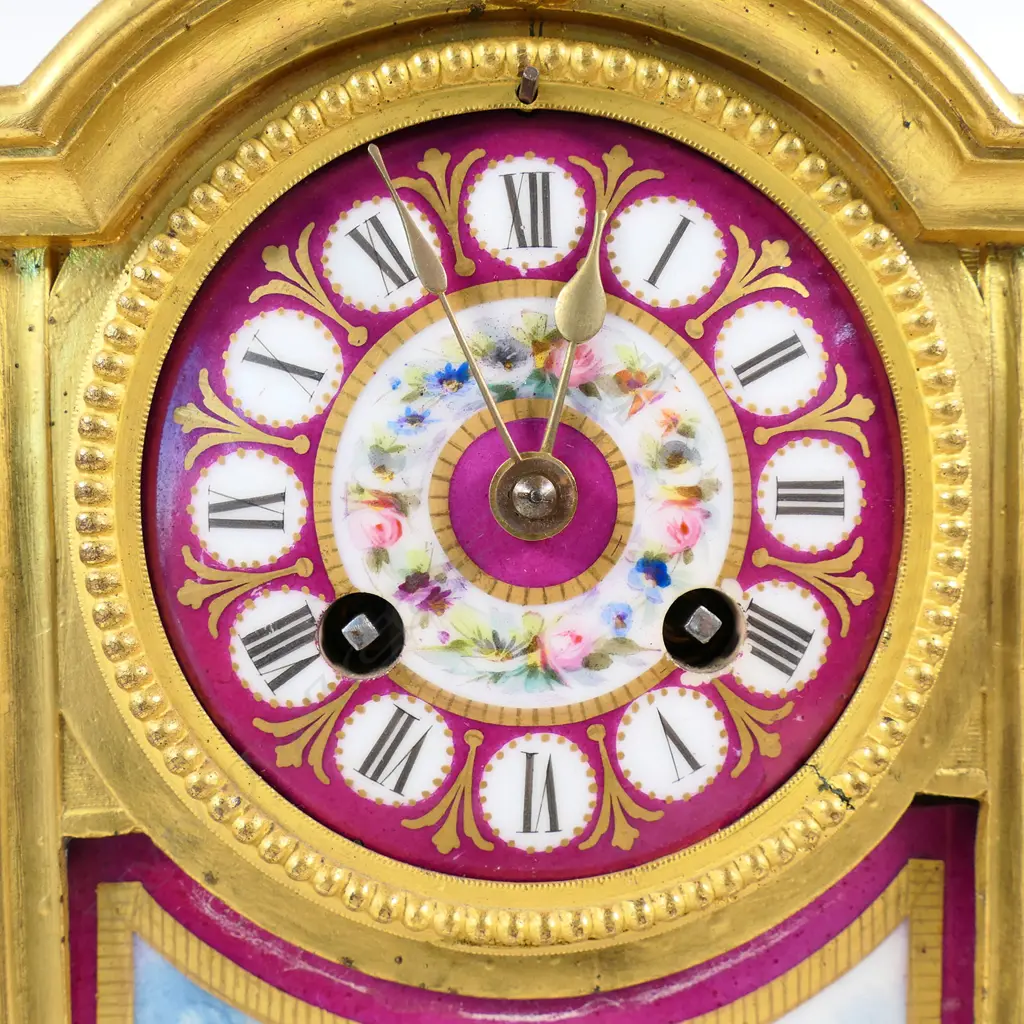 A 19thC French Louis XVI style ormolu mantel clock, Image 1++