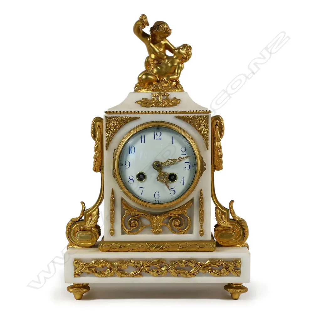 A 19thC French white marble and ormolu mantel clock, Image 1++
