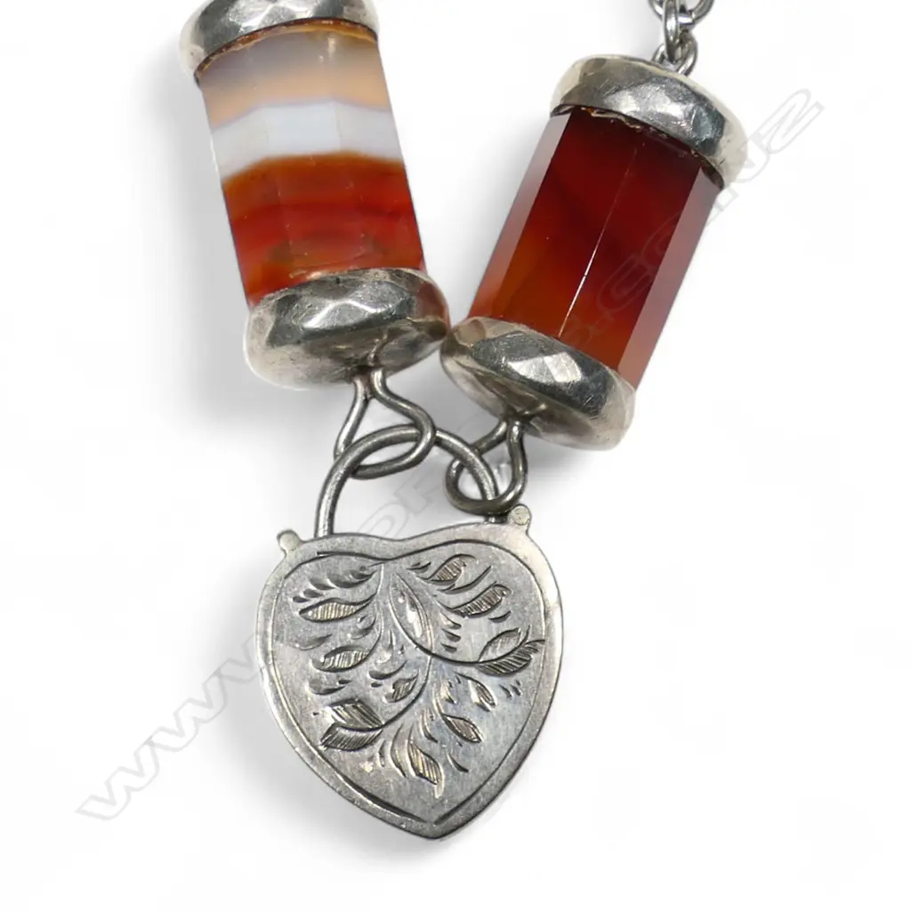 A superb late Victorian Scottish banded agate and silver necklace, Image 1++