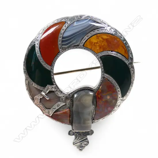 A late Victorian Scottish agate and silver brooch,