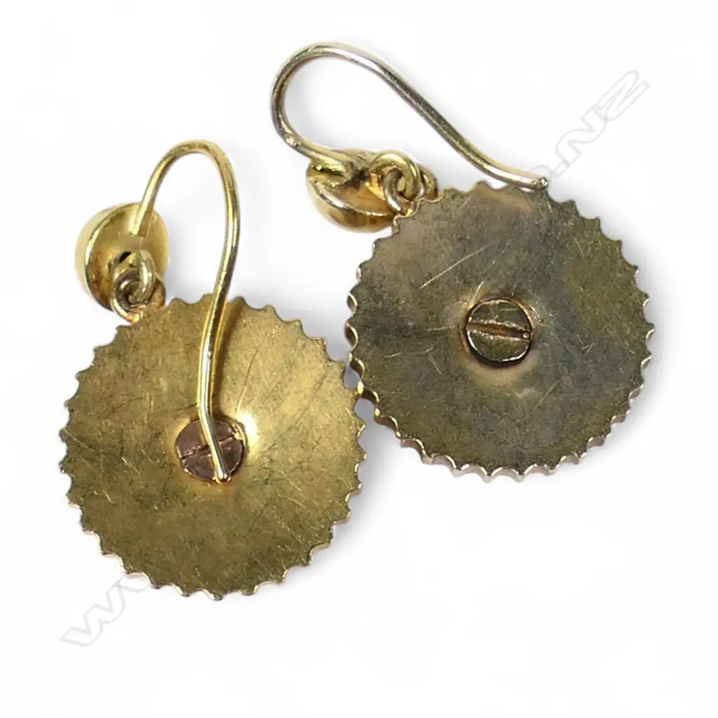 A pair of 9ct gold and diamond late 19thC Etruscan style earrings, Image 1++