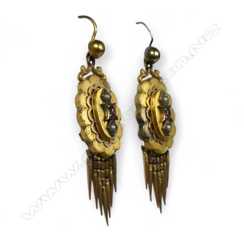A pair of Victorian gilded gold tassel earrings, Image 1++