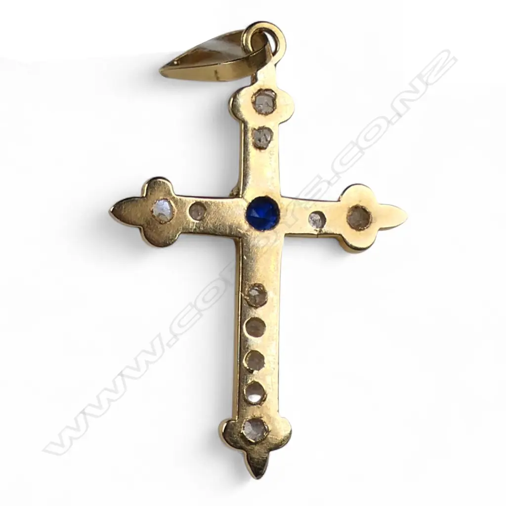 A vintage 18ct yellow gold and gem set cross pendant Image 1++