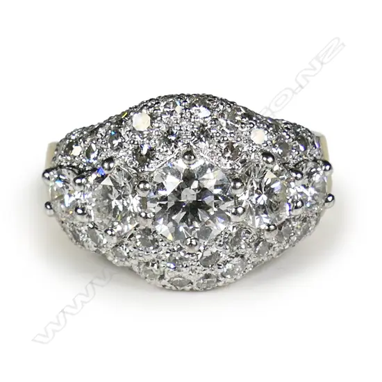 An impressive 18ct white and yellow gold and diamond dress ring,