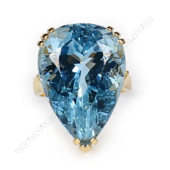 An 18ct yellow gold and large aquamarine ring,