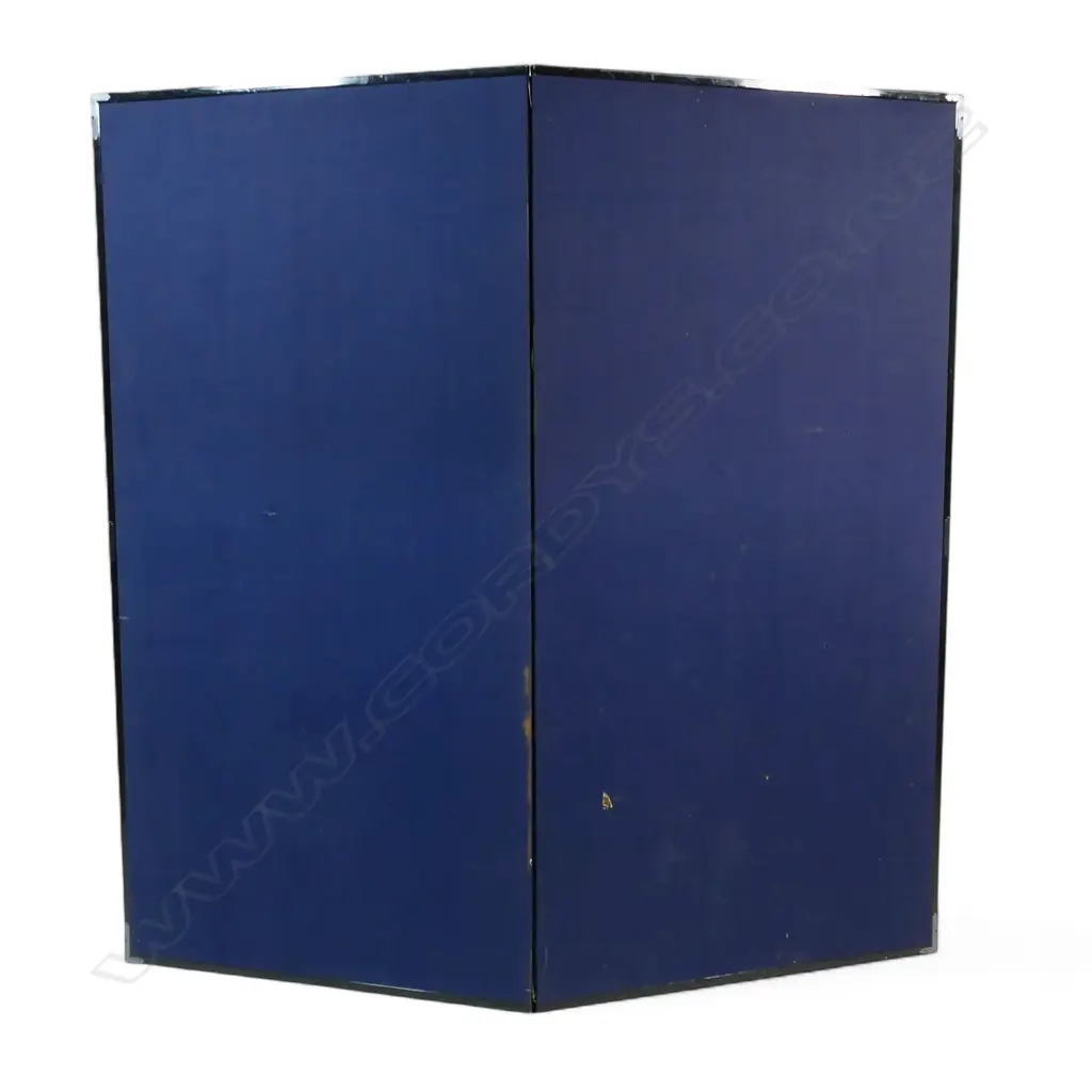 A vintage large Japanese two section folding hand painted screen, Image 1++