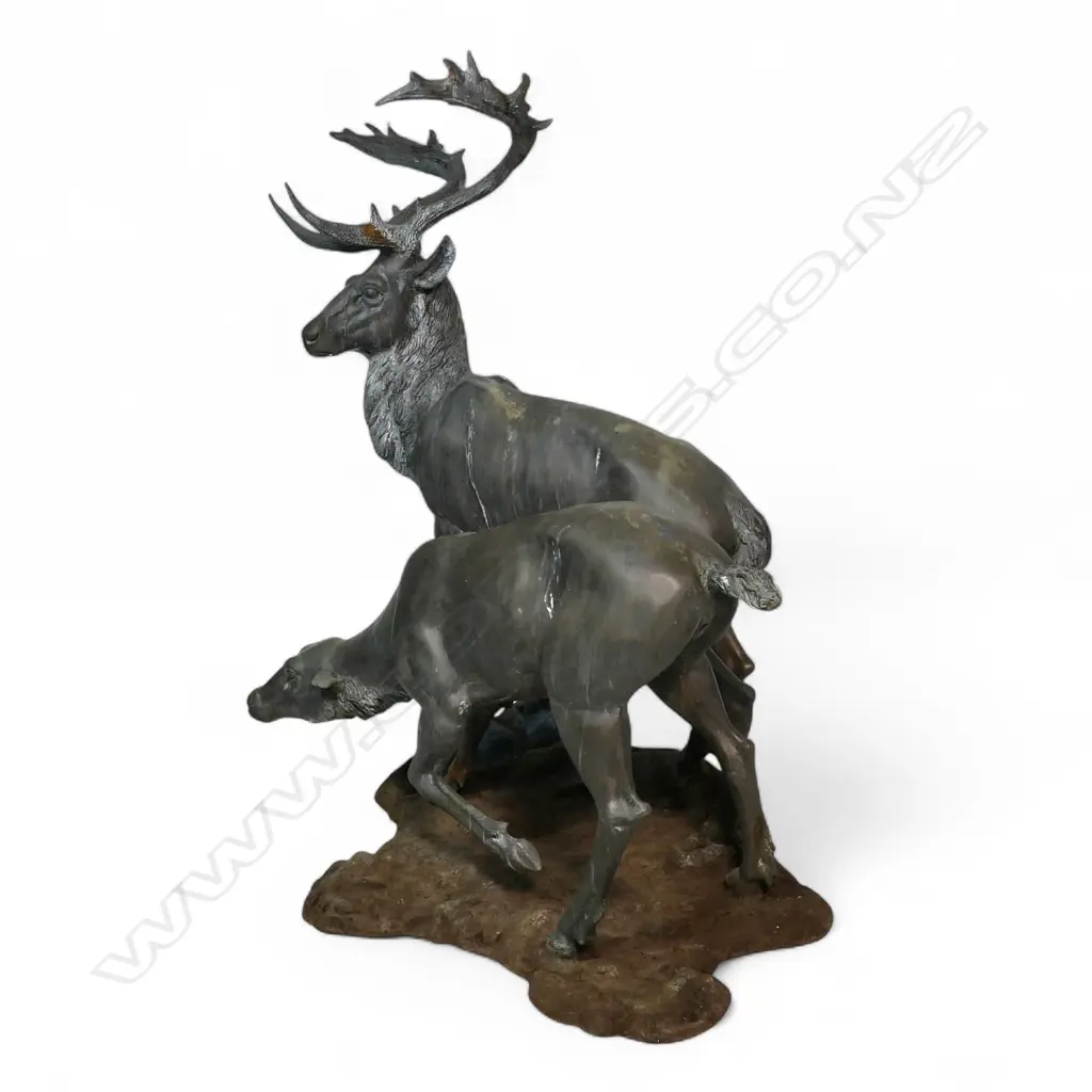 A very large bronze sculpture of a stag and hind, Image 1++