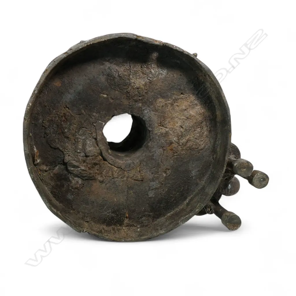 An early 20thC Nigerian Benin bronze ceremonial vessel, Image 1++