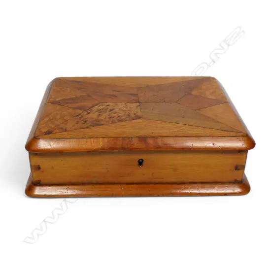 A colonial William Norrie mixed NZ woods box,