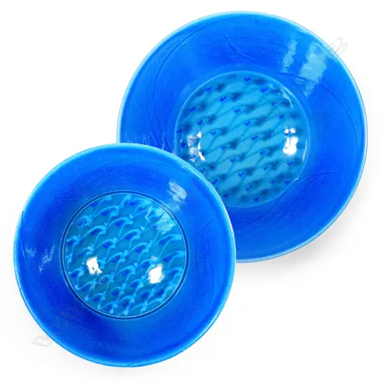 Two Merilyn Wiseman bowls,