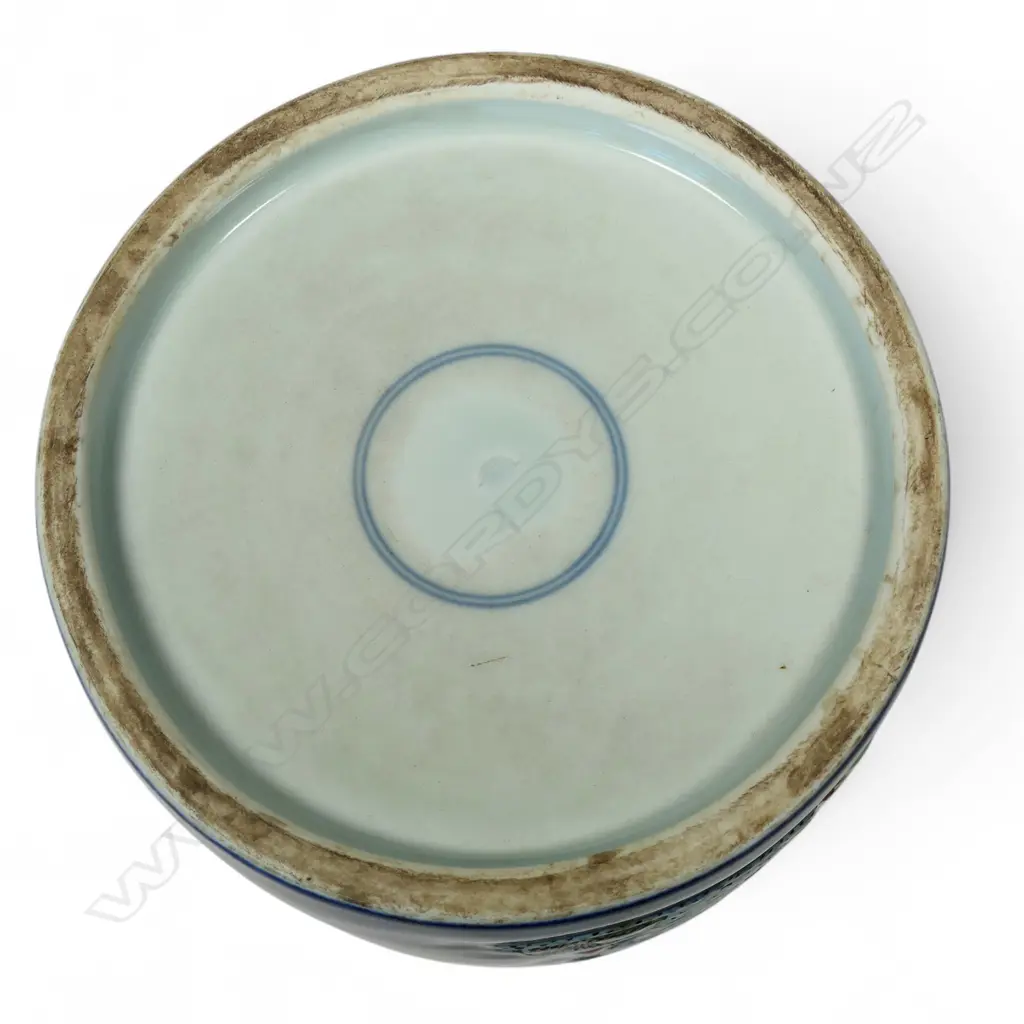 A Chinese Kangxi style deep blue glazed brush pot, Image 1++
