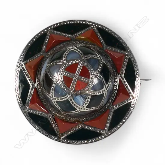 A quality late Victorian silver and multi stone agate set brooch,