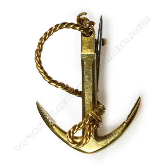 A c.1900 15ct gold fouled antique brooch,