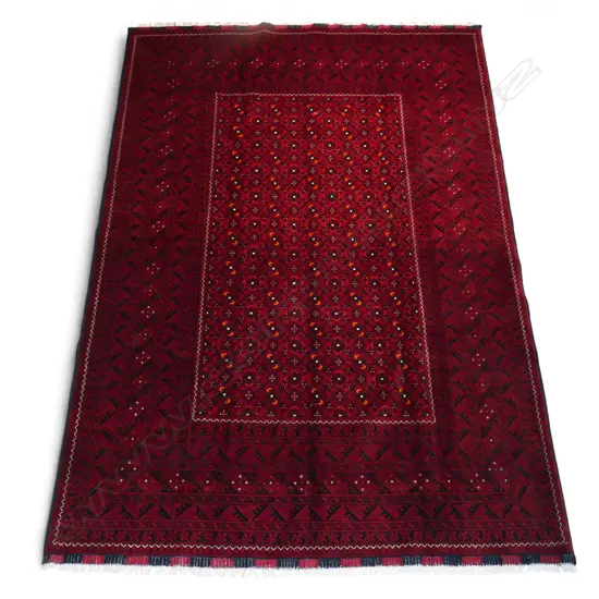 A good hand knotted Bashiri carpet,