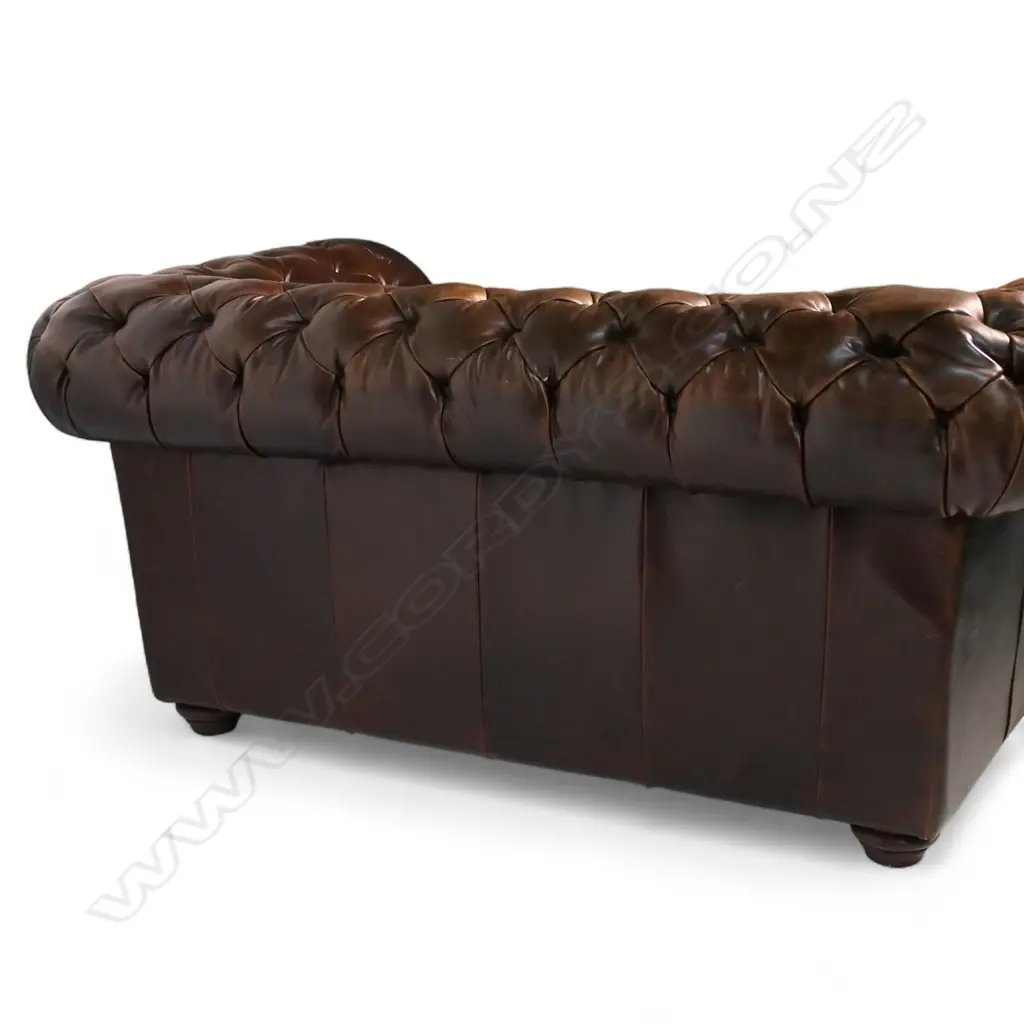 A La-Z-boy leather two-seater roll arm sofa, Image 1++