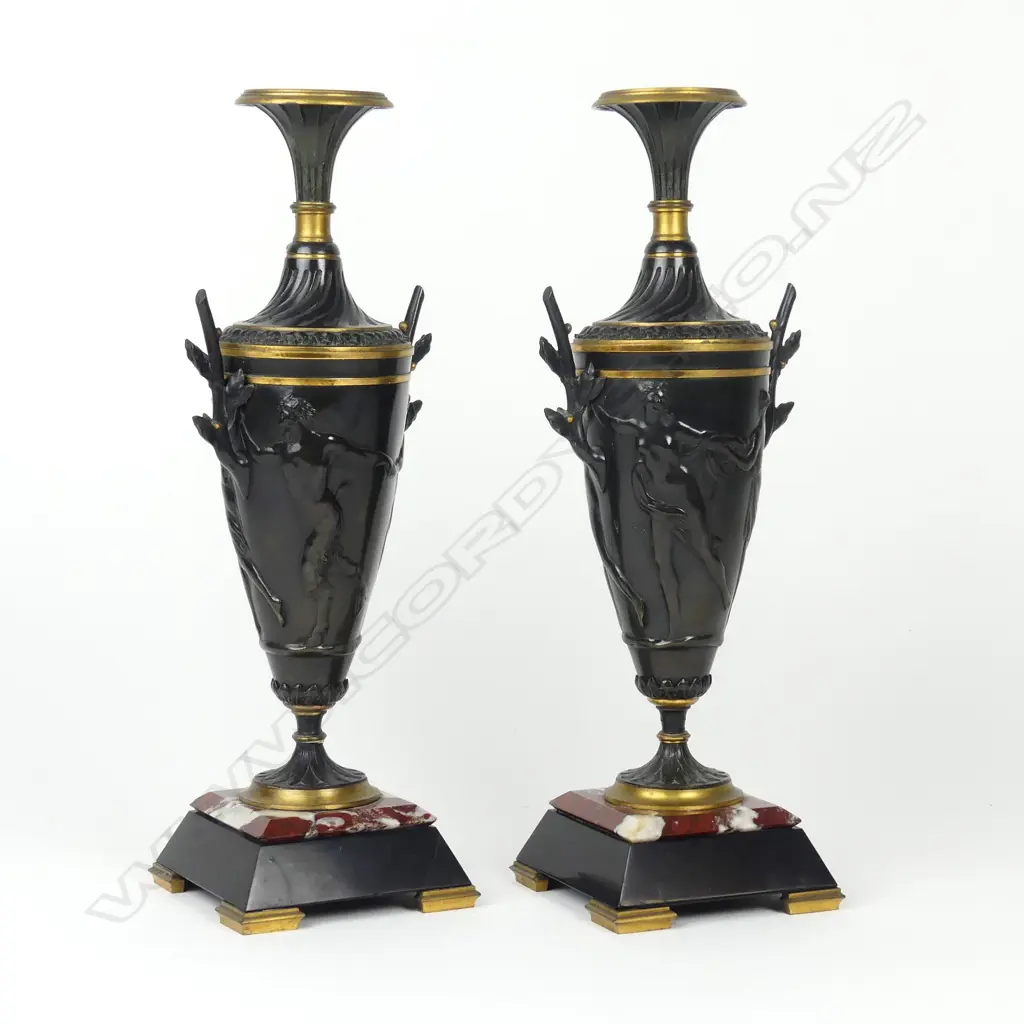A pair of 19thC French bronze urns Image 1++