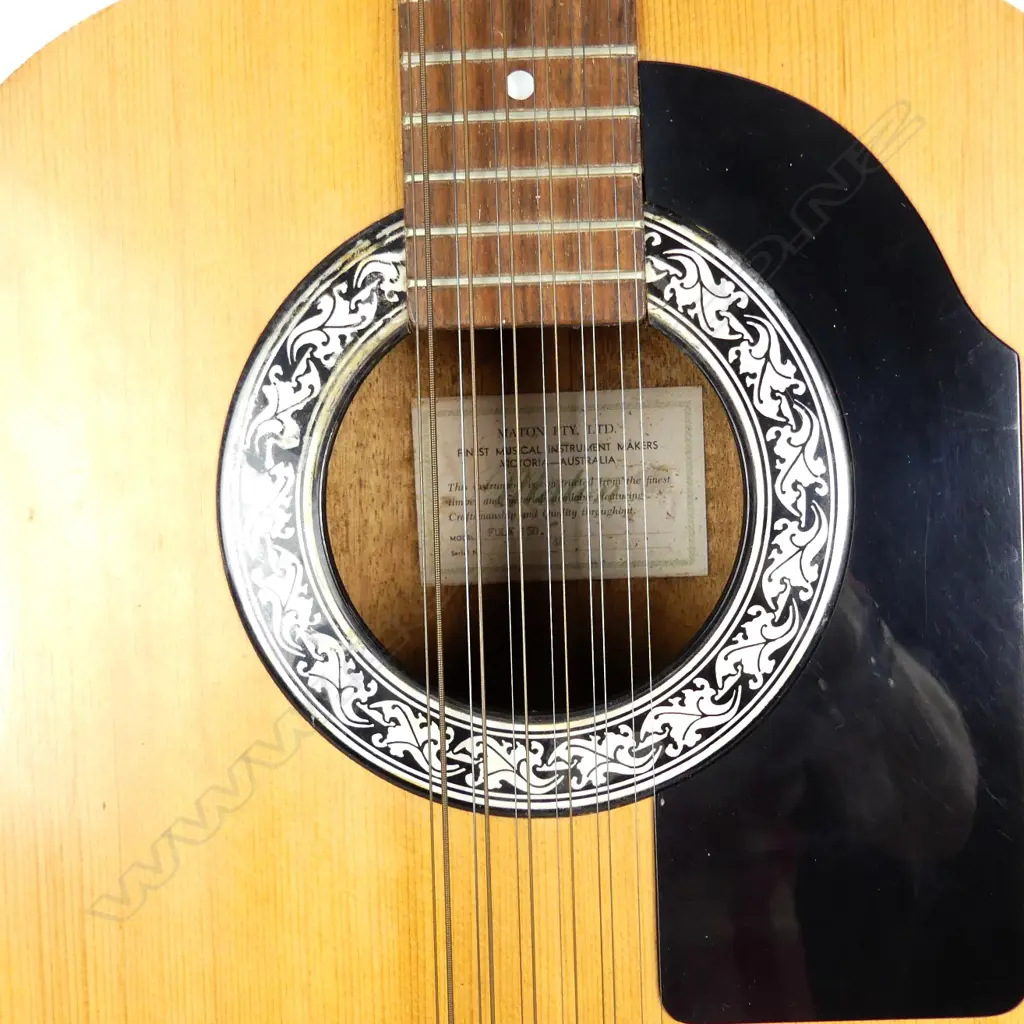A vintage Maton quality 12-string 'Folk 150' acoustic guitar Image 1++