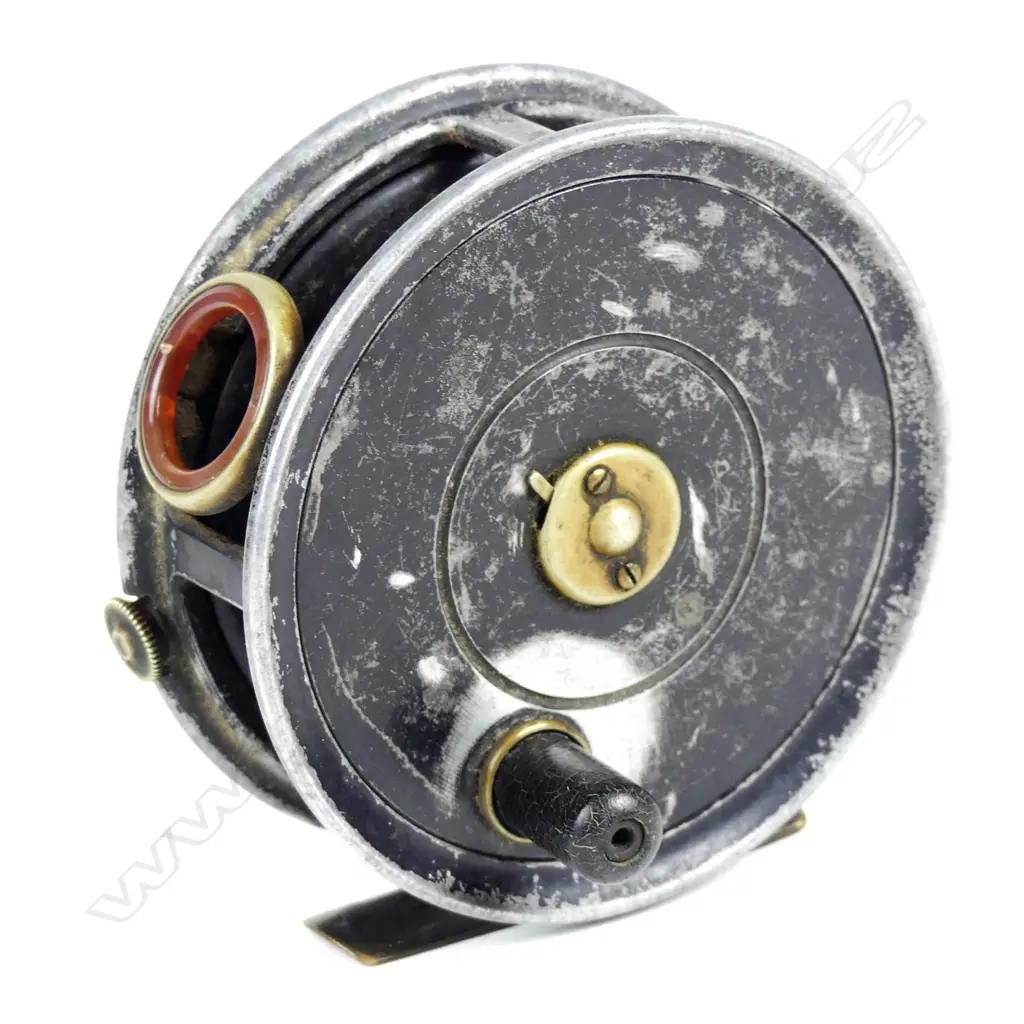 An unmarked fly reel Image 1++