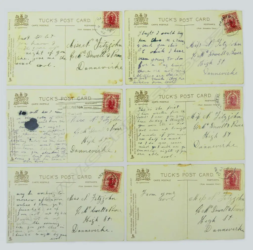 A set of six Asti ‘beauties’ love letter postcards Image 1++