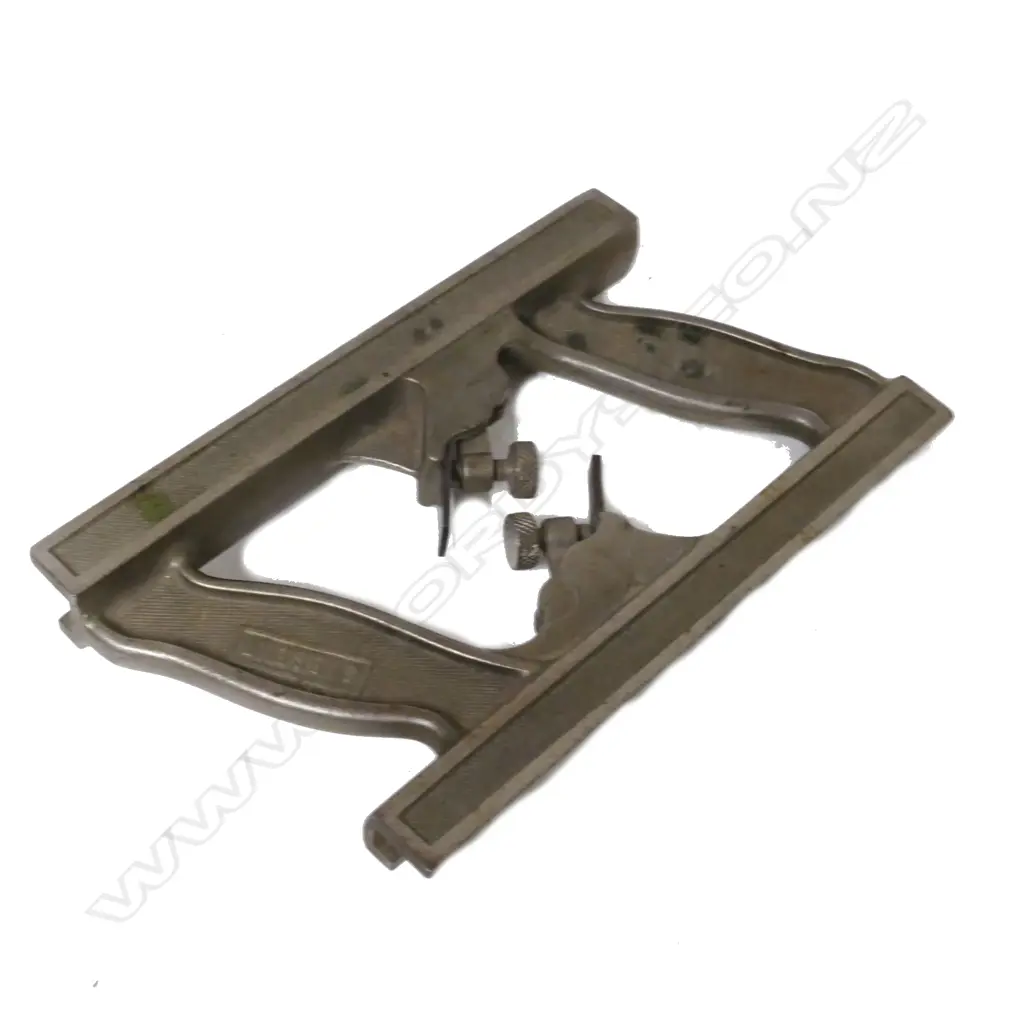 A rare Sargent & Co. tongue and groove plane Image 1++