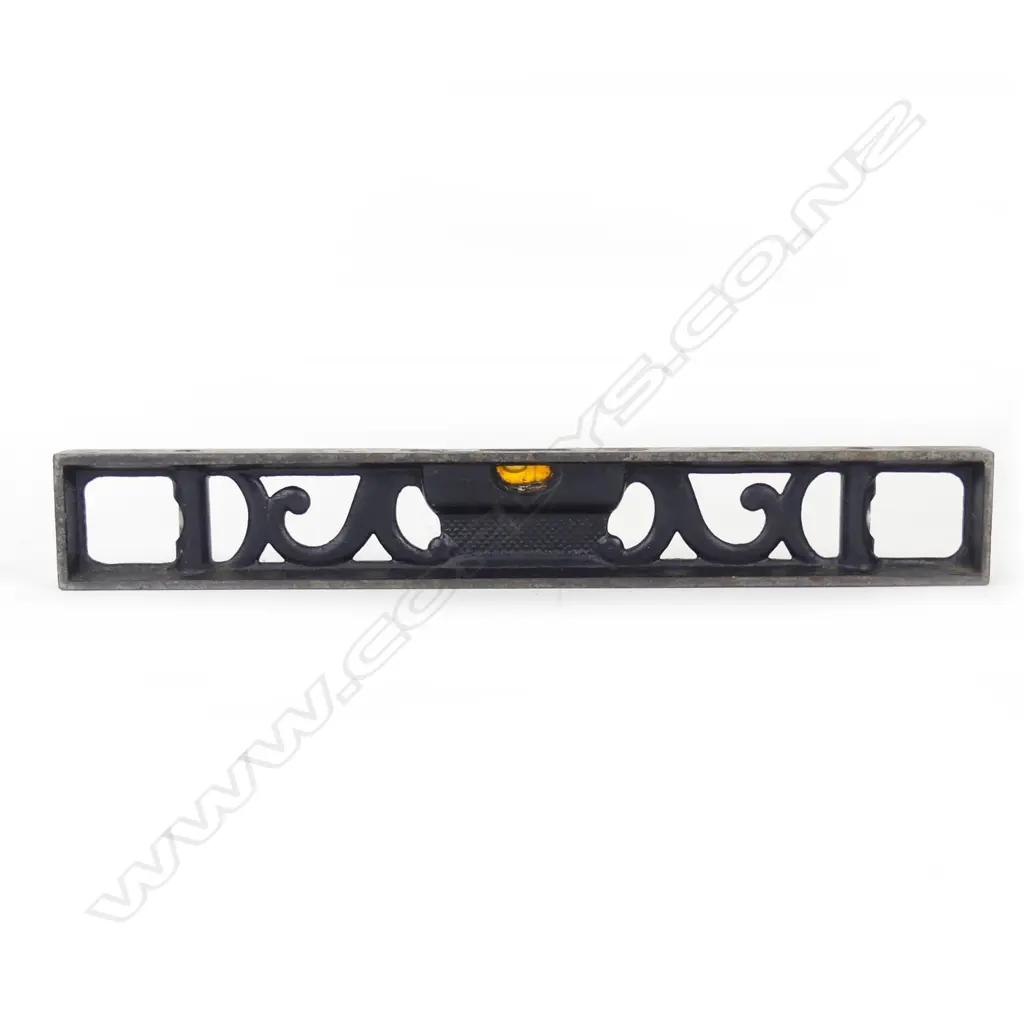 A 12" Starrett & Co. cast iron level Image 1++