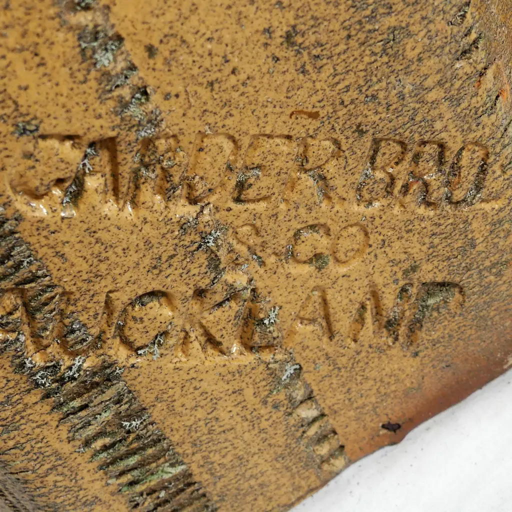 Two colonial salt glazed pottery house piles Image 1++