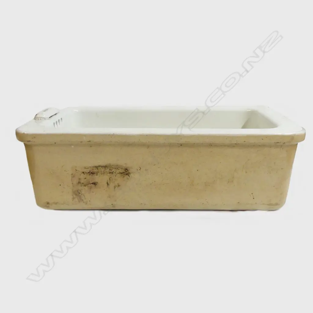 A vintage stone glazed white enamel laundry sink Image 1++