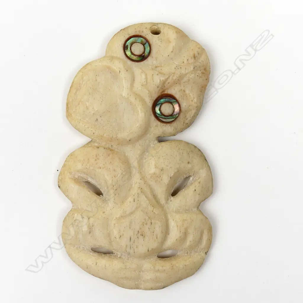 A whalebone hei tiki Image 1++