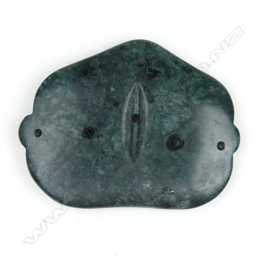 A Mike Higgs carved greenstone pekapeka Image 1++