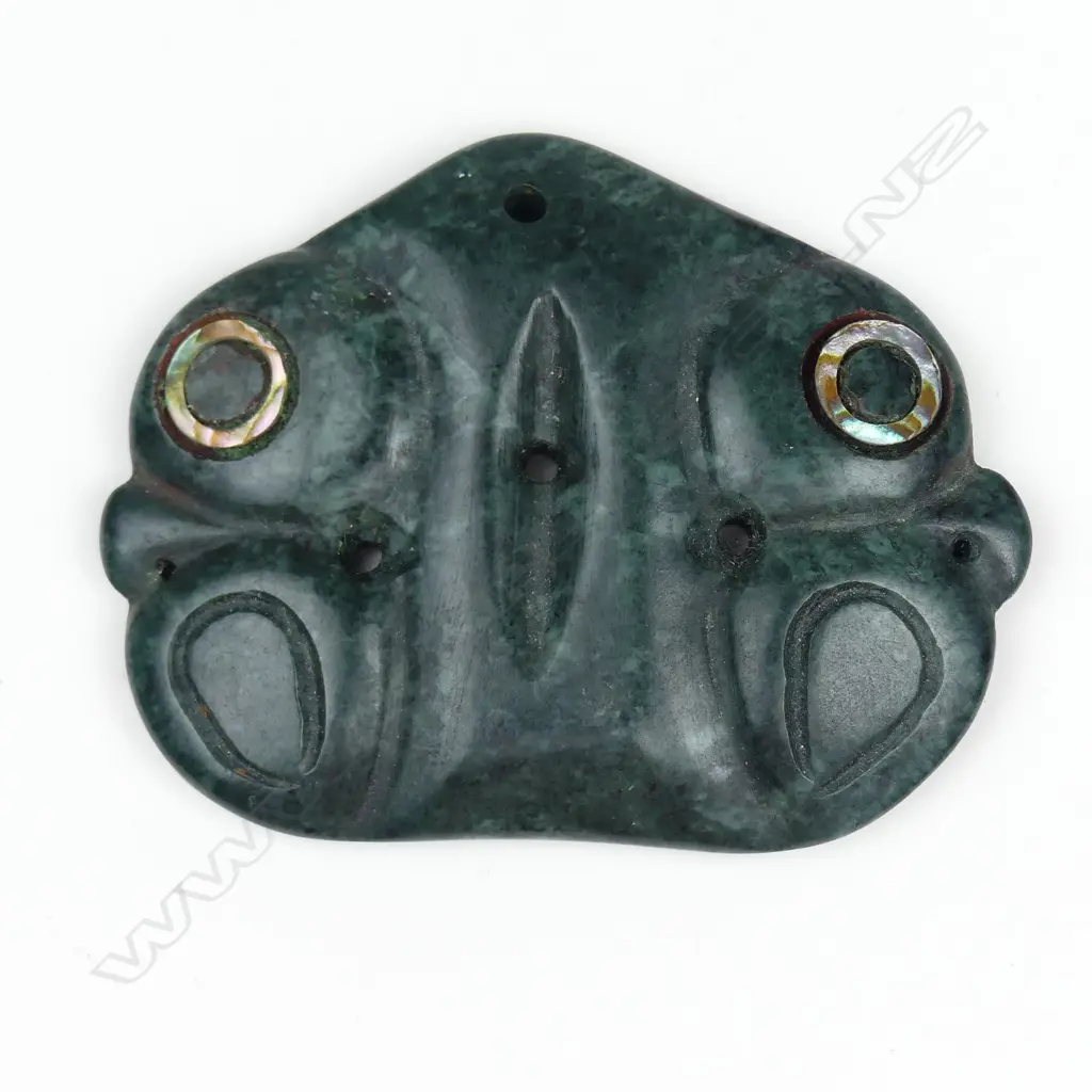 A Mike Higgs carved greenstone pekapeka Image 1++