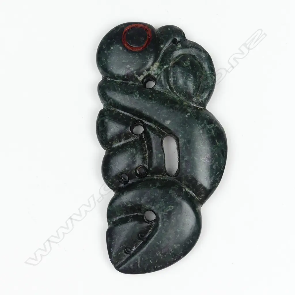 Mike Higgs greenstone carved manaia form pekapeka pendant Image 1++